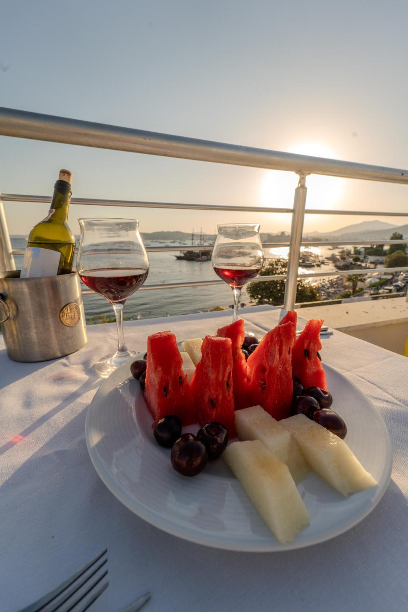 בודרום Mia Hill Suites מראה חיצוני תמונה